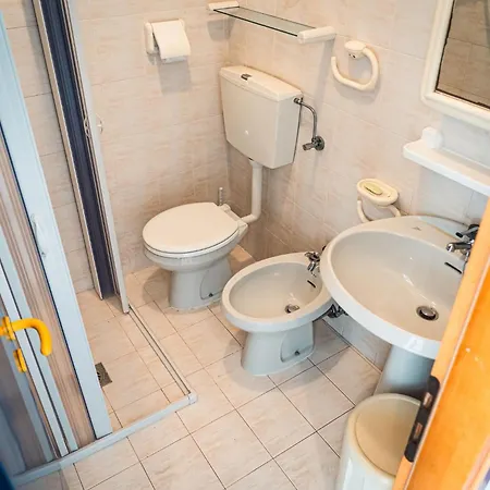 Appartement With Sunny Terrace In Bibione